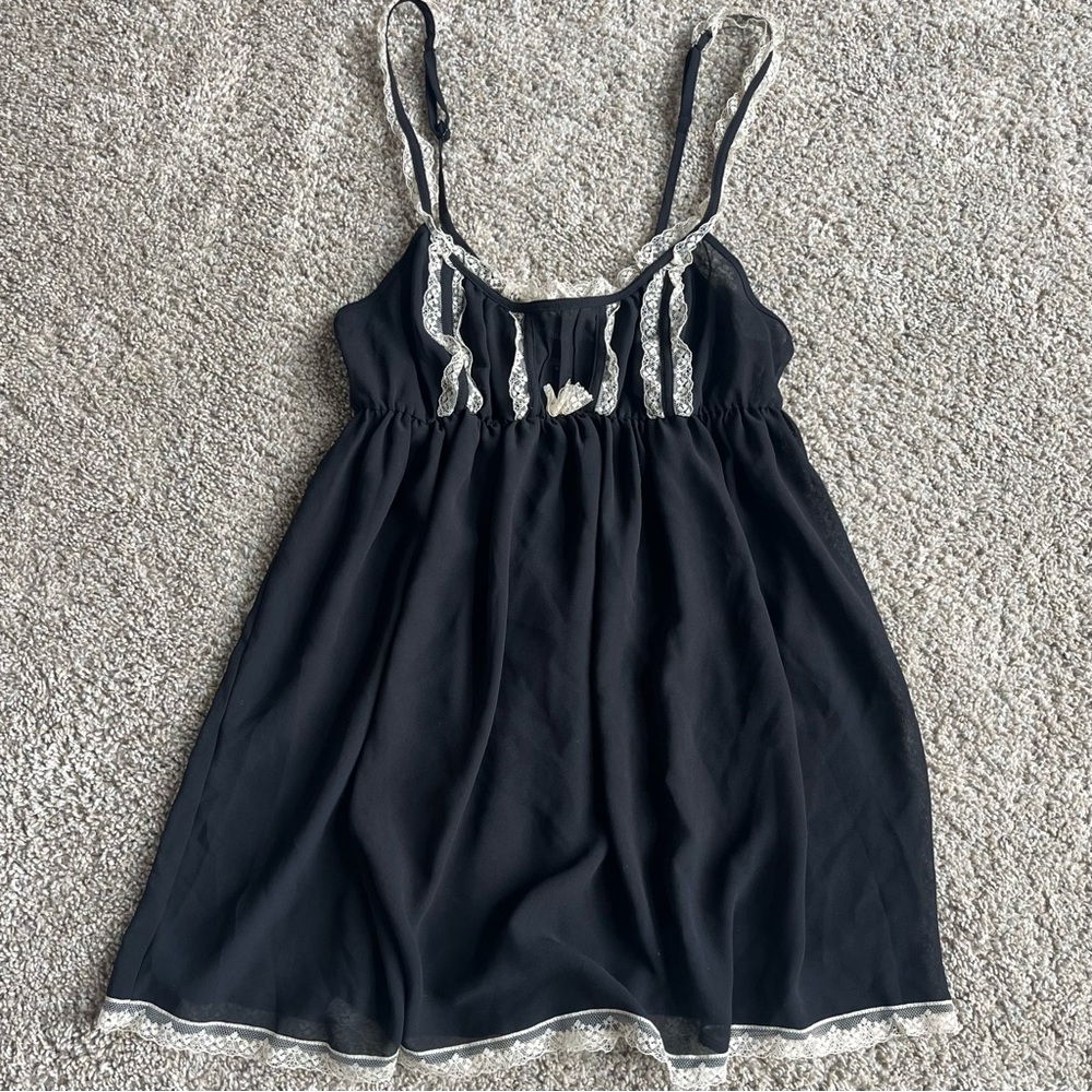 Victoria’s Secret Black Semi-Sheer Nighty Size Small
